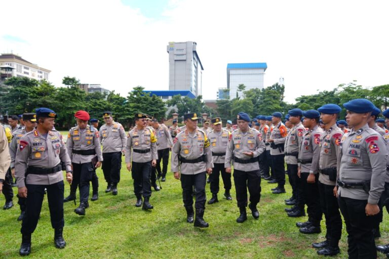 Wakapolri Pimpin Apel Pemberangkatan Personel ke Wilayah Bencana Sumatera, Perkuat Penanganan Pascabencana