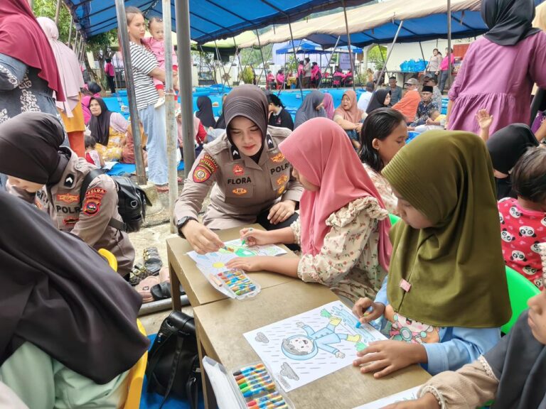 Trauma Healing Polri, Dukungan Psikologis bagi Anak Korban Banjir Bandang di Padang Pariaman