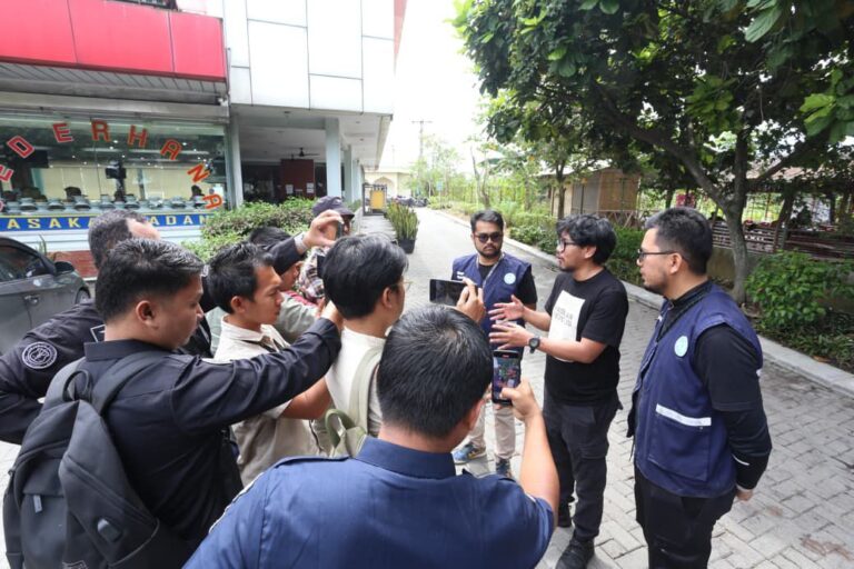 Relawan dan Masyarakat Apresiasi Polri Fasilitasi Penyaluran Bantuan ke Daerah Bencana