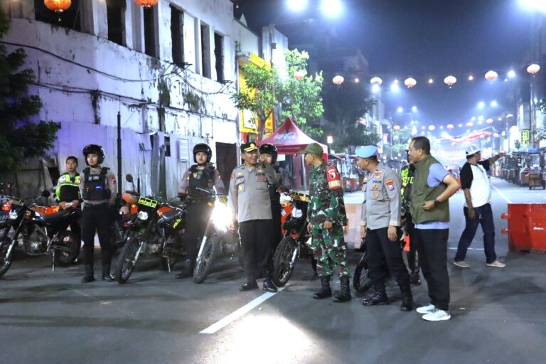 Polres Pelabuhan Tanjungperak Gencar Patroli Skala Besar Jelang Nataru