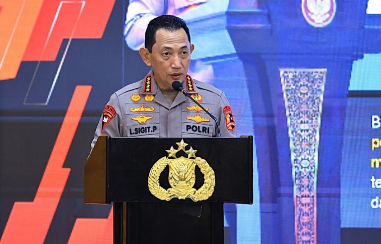 Polri Peringkat Pertama Nasional Monev KIP 2025, Kapolri: Ini Sebuah Apresiasi namun juga menjadi Sebuah Tantangan