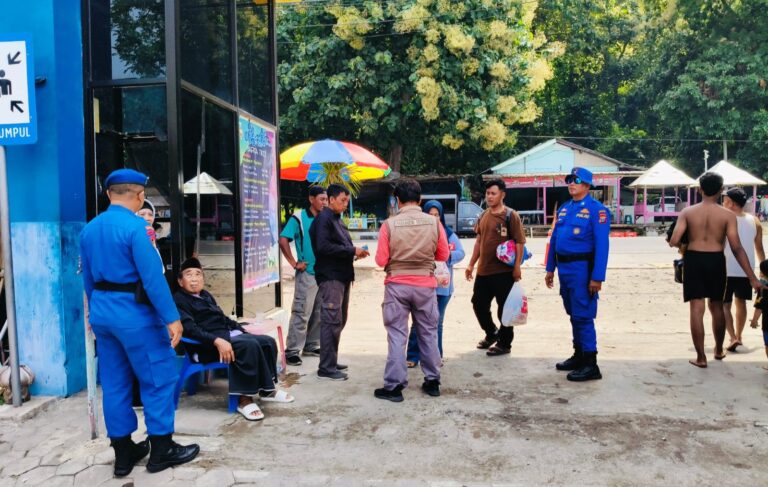 Polres Situbondo Tingkatkan Pengamanan di Obyek Wisata Pantai