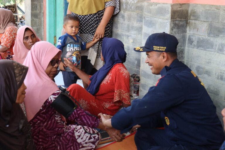 Polri Hadir Menyembuhkan Luka Bencana, Ratusan Warga Aceh Tengah dan Sekitarnya Terlayani Bakti Kesehatan
