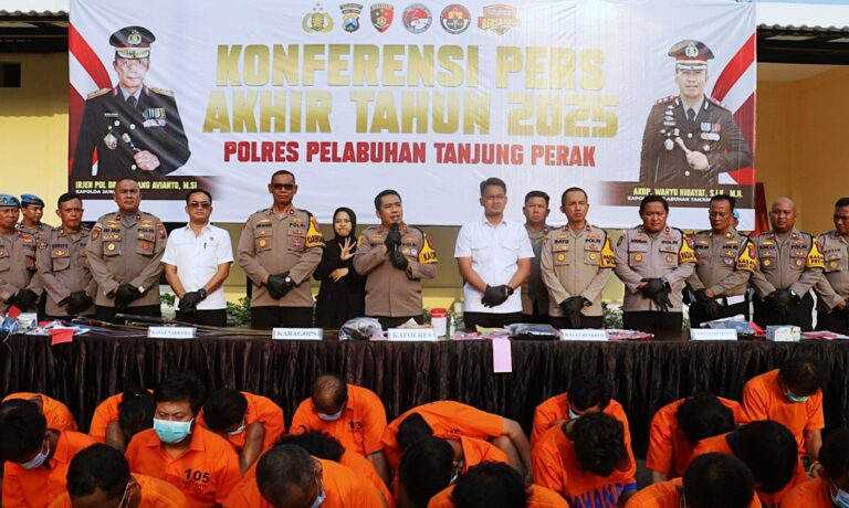 Polres Pelabuhan Tanjung Perak Berhasil Tekan Angka Kriminalitas Hingga 13 Persen di 2025