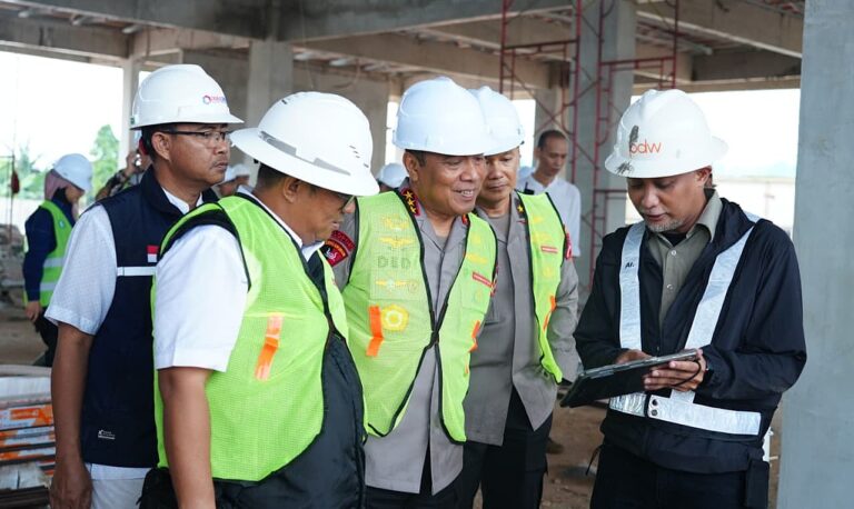 Wakapolri Tinjau Pembangunan SMA Kemala Taruna Bhayangkara, Progres Capai 43 Persen