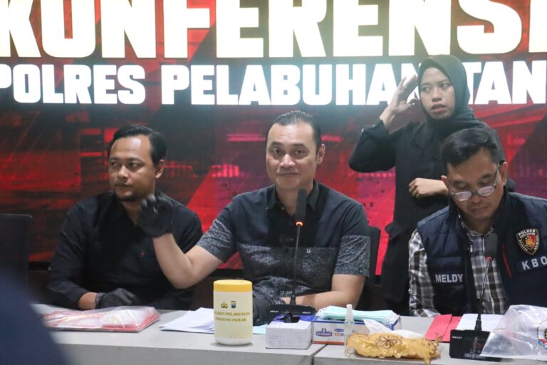 Polres Pelabuhan Tanjungperak Ungkap Peredaran Narkoba Amankan Residivis Pengedar
