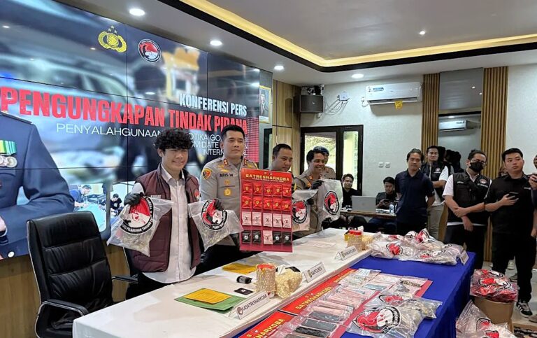 Polres Pelabuhan Tanjung Priok Bongkar Jaringan Narkoba Vape Etimode Malaysia, 4 Tersangka Ditangkap di Jakarta