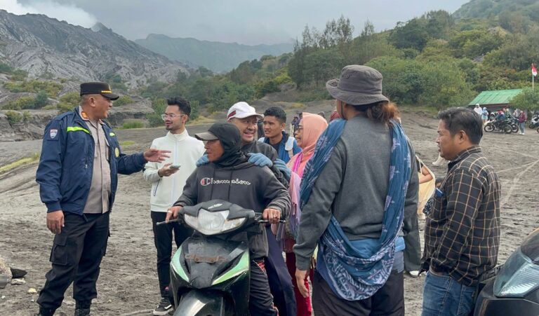 Libur Lebaran Polres Probolinggo Intensifkan Patroli di Gunung Bromo