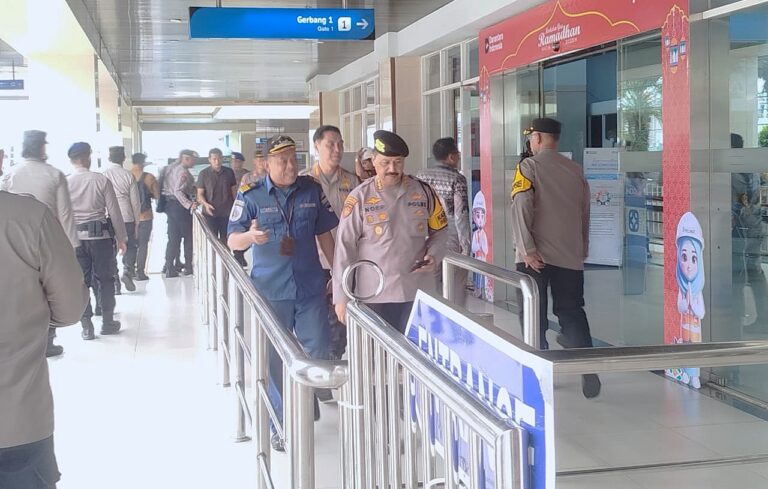 Jelang Mudik Lebaran, Polda Jatim Cek Kesiapan Pos Terpadu di Pelabuhan Tanjung Perak