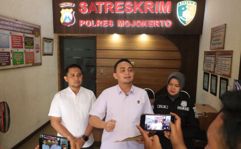 Polres Mojokerto Amankan 2 Tersangka Pencuri Truk Crane