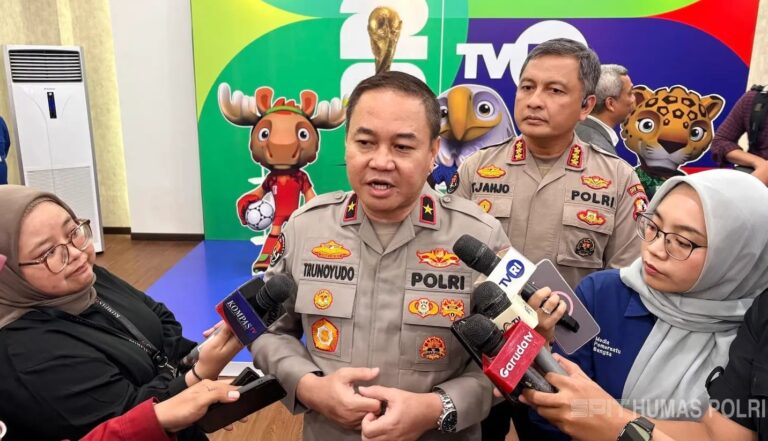 Polri Ingatkan Masyarakat Waspadai Penipuan dan Judi Bola Jelang Piala Dunia 2026