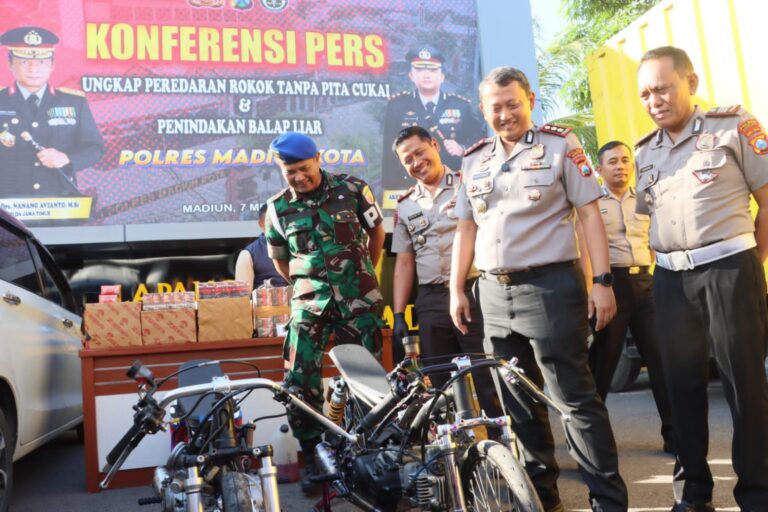 Polres Madiun Kota Gagalkan Aksi Balap Liar di Jiwan, Dua Unit Mobil Pengangkut di Amankan