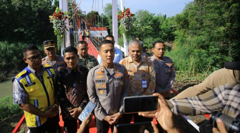 Polres Madiun Resmikan Jembatan Merah Putih Presisi, Akses Warga Kini Lebih Aman