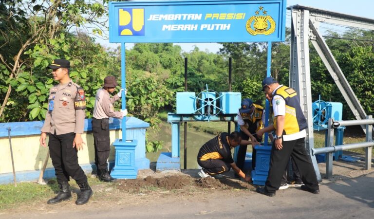 Polres Magetan Revitalisasi Jembatan Mangge untuk Masyarakat