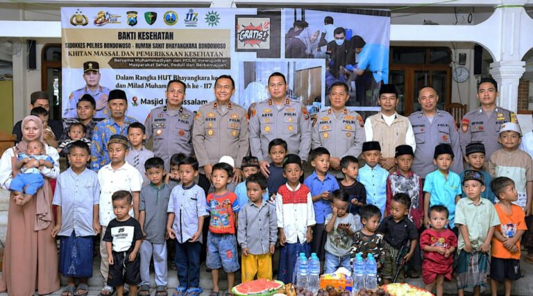 Hari Bhayangkara ke-80 Polres Bondowoso Gelar Khitan Massal dan Cek Kesehatan Gratis