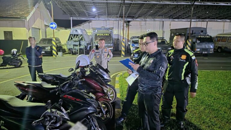 Polres Mojokerto Kota Amankan 80 Pemuda Konvoi, 1 orang Kedapatan Bawa Sajam